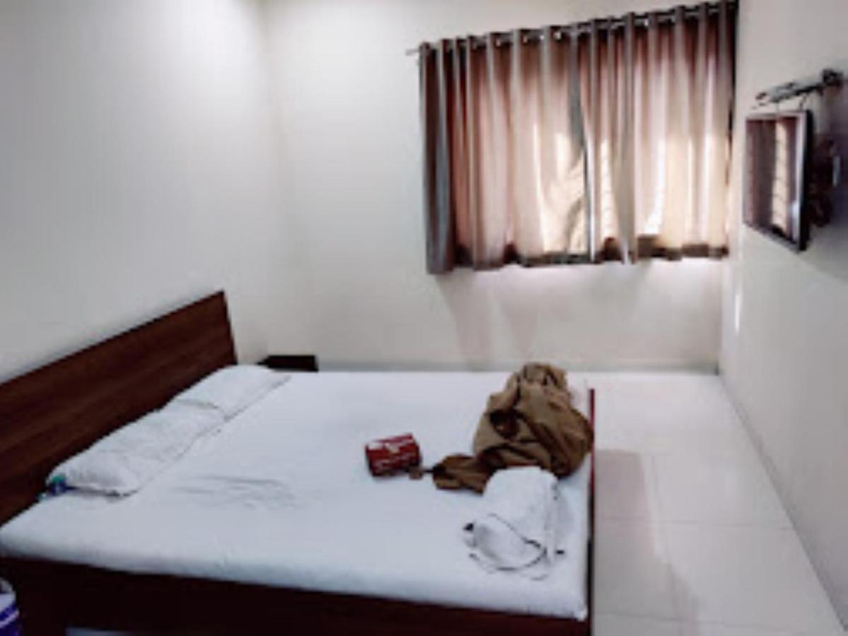 Hotel Avanti, Nashik Exterior photo
